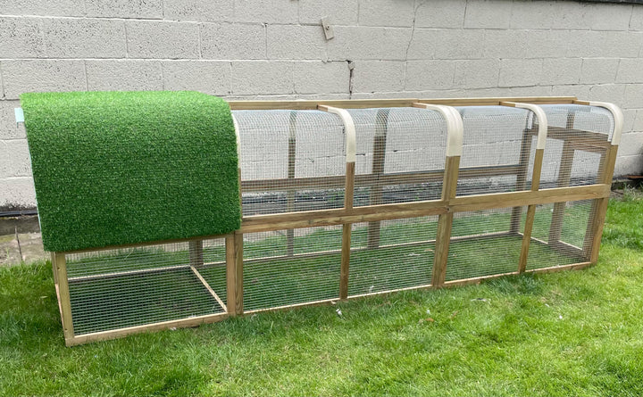 Large Chicken Coop and Run2