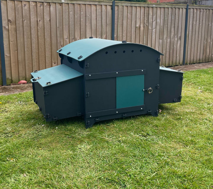 Black large Chicken Coop with Two Double Nest Boxes (Up to 6 large chickens)