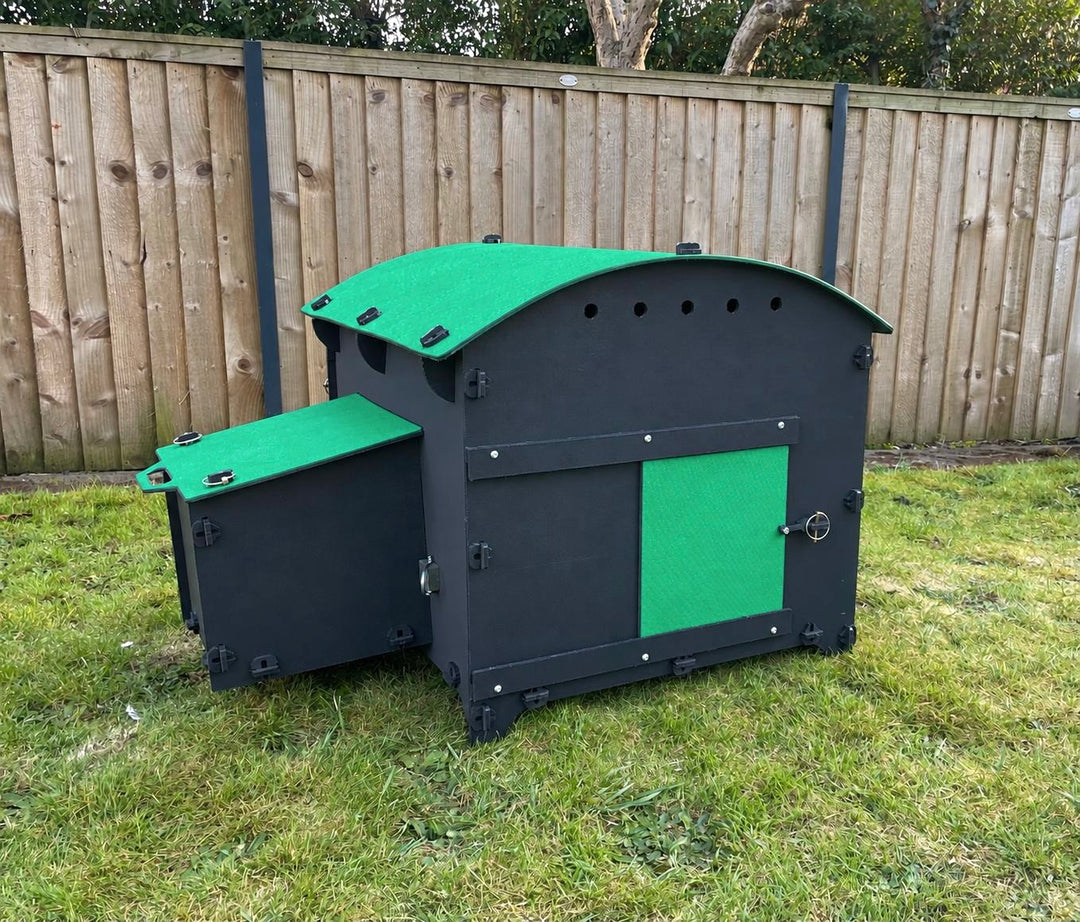 Black Standard Chicken Coop (Up to 4 large chickens)