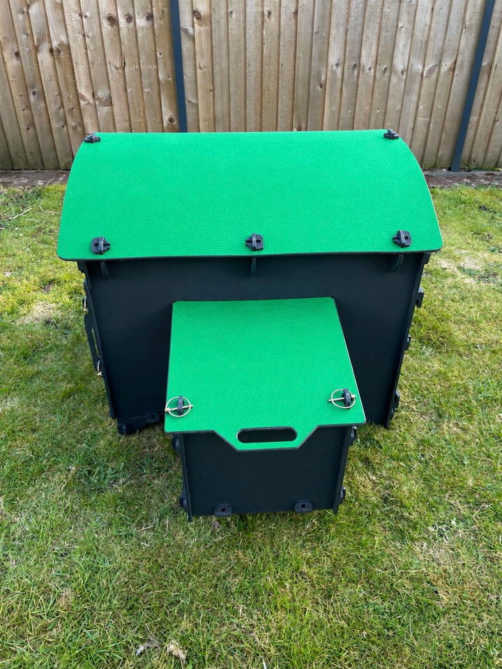 Black Standard Chicken Coop (Up to 4 large chickens)