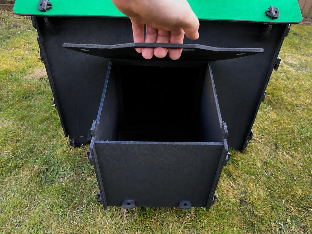 Black Standard Chicken Coop (Up to 4 large chickens)