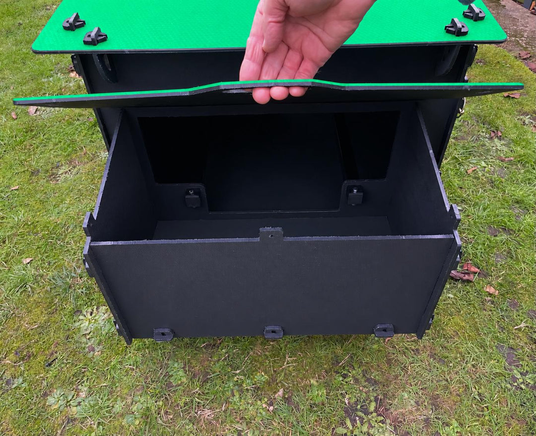 Black large Chicken Coop with Two Double Nest Boxes (Up to 6 large chickens)