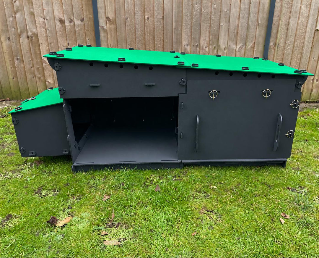 Black Large Chicken Coop (up to 8 large chickens)